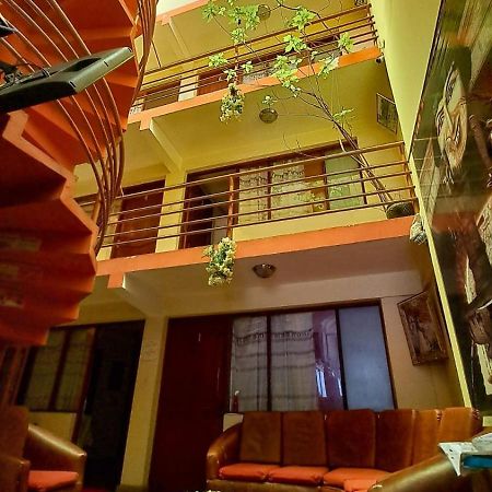 Hostal La Realeza Potosí Buitenkant foto