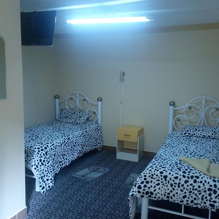 Hostal La Realeza Potosí Buitenkant foto