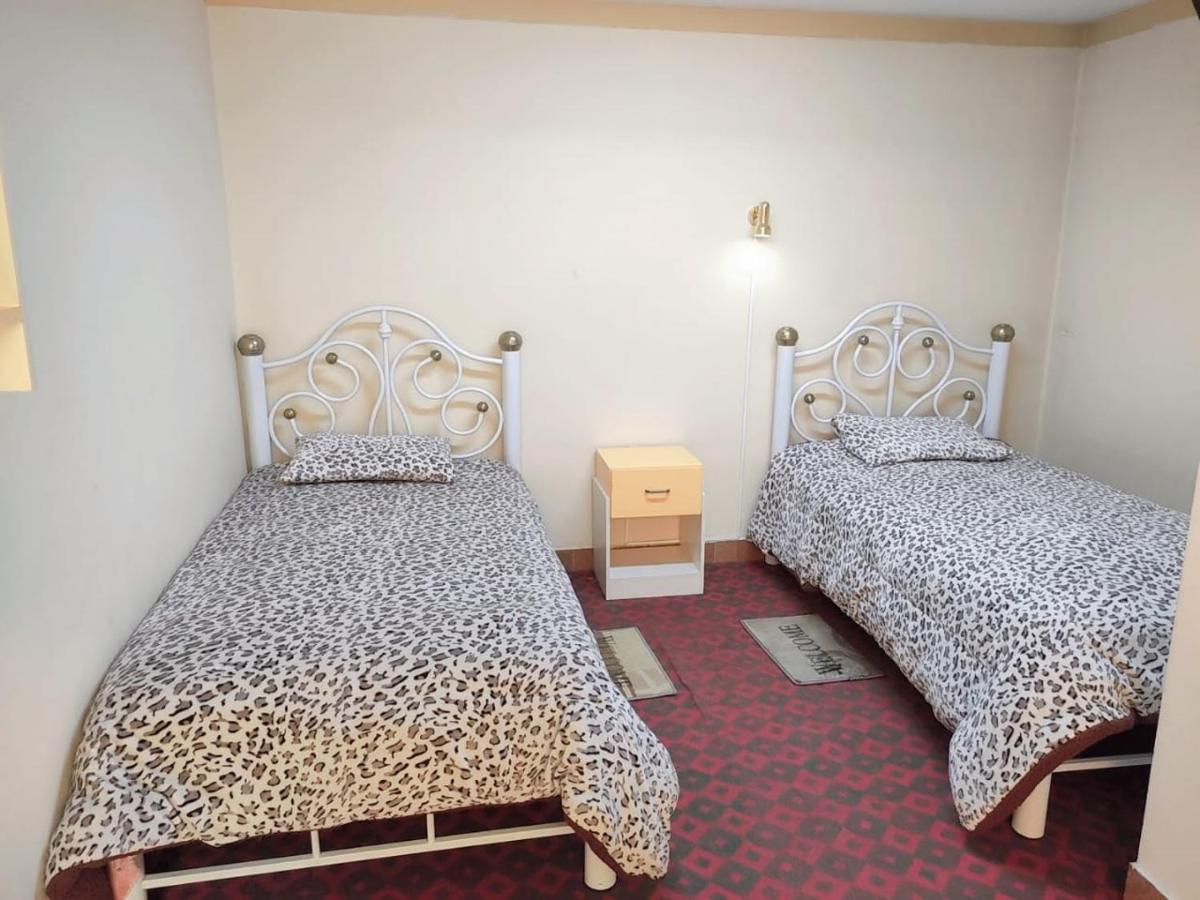Hostal La Realeza Potosí Buitenkant foto